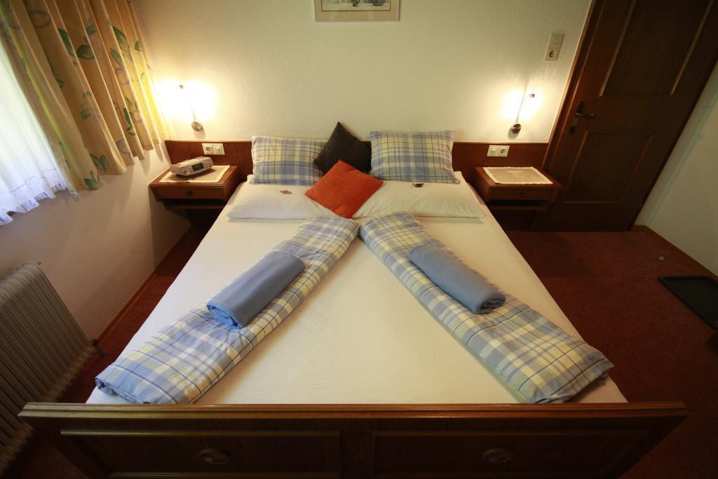 Privatzimmer Kammerlander Neukirchen am Großvenediger Chambre photo